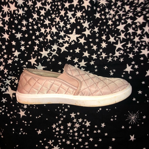 Light pink slip on shoes - Picture 2 of 2